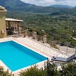 Villa Sunrise Vista