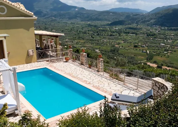 Villa Sunrise Vista